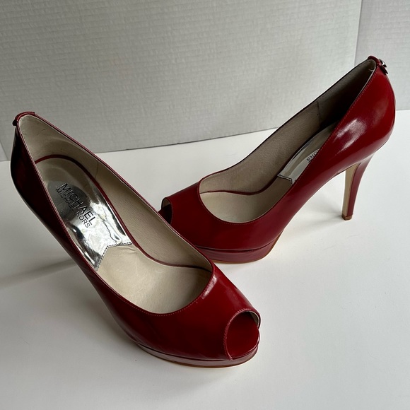 Michael Kors size 9M scarlet patent leather heels - Picture 2 of 5